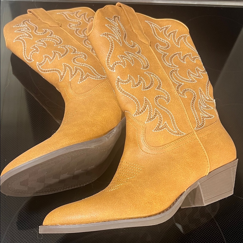 Canon Tan Embroidered Heeled Cowboy Boots
